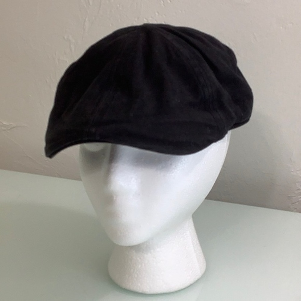 Carbon Driver / beret black cotton hat size Small / medium Unisex EUC
